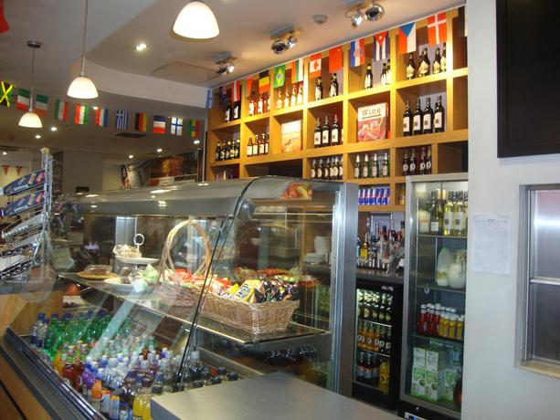 Imagen de los interiores del Hotel YHA London St Pancras. Foto 9