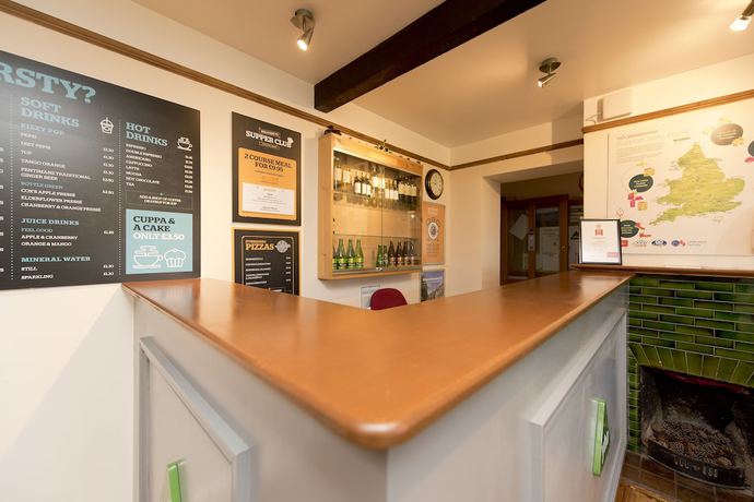 Imagen de los interiores del Hotel YHA Minehead - Hostel. Foto 17