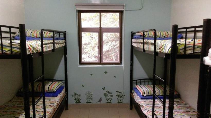 Imagen de la habitación del Hotel YHA Ngong Ping SG Davis Youth Hostel. Foto 12