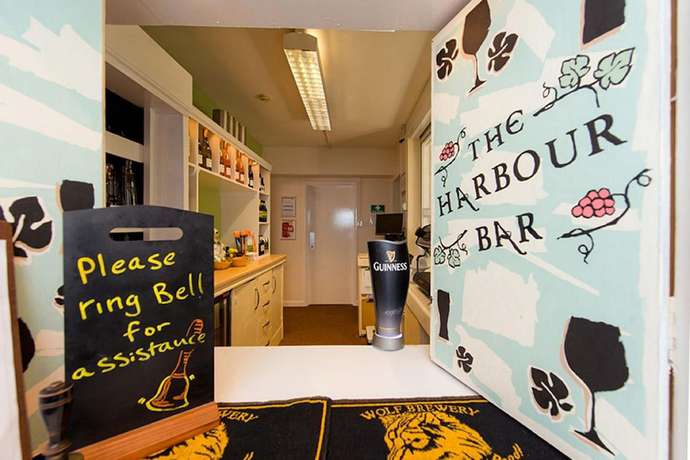 Imagen de los interiores del Hotel YHA Sheringham - Hostel. Foto 19