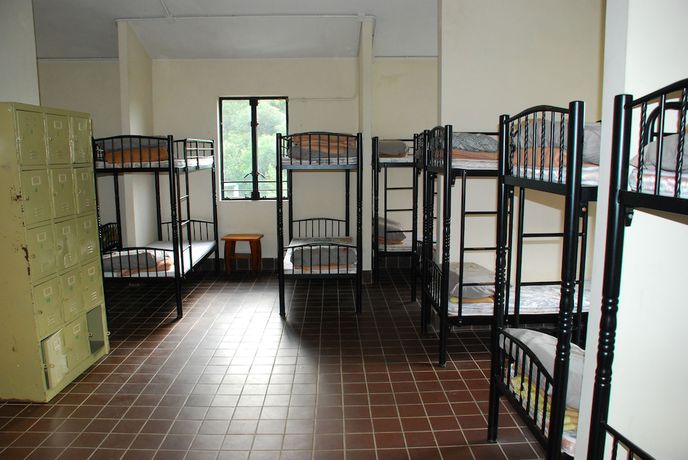 Imagen de la habitación del Hotel YHA Sze Lok Yuen Tai Mo Shan Youth Hostel. Foto 4