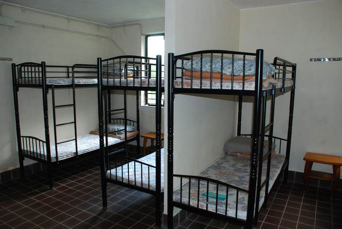 Imagen de la habitación del Hotel YHA Sze Lok Yuen Tai Mo Shan Youth Hostel. Foto 6