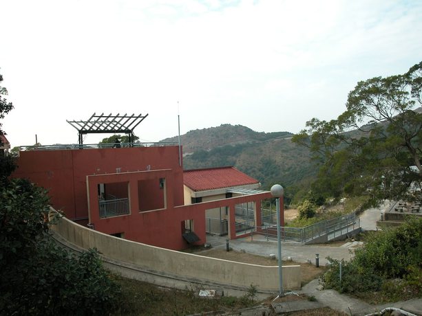 Imagen general del Hotel YHA Sze Lok Yuen Tai Mo Shan Youth Hostel. Foto 3