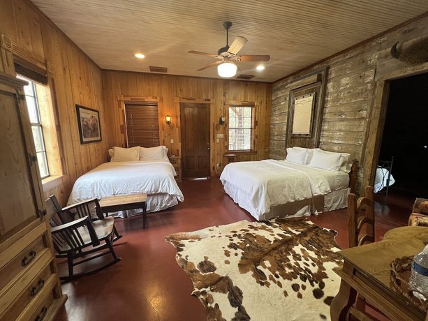 Imagen de la habitación del Hotel Y.O. Ranch Headquarters. Foto 10