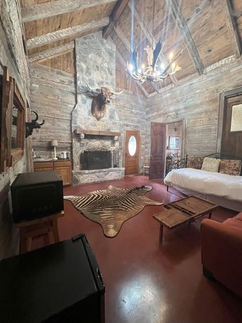 Imagen de la habitación del Hotel Y.O. Ranch Headquarters. Foto 15