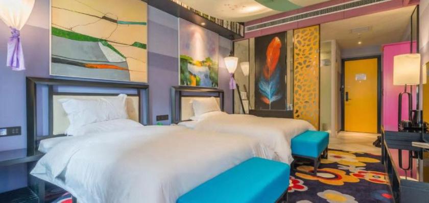 Imagen de la habitación del Hotel YOLANDA HOTEL (ZHENGZHOU CBD EXHIBITION CENTER). Foto 10