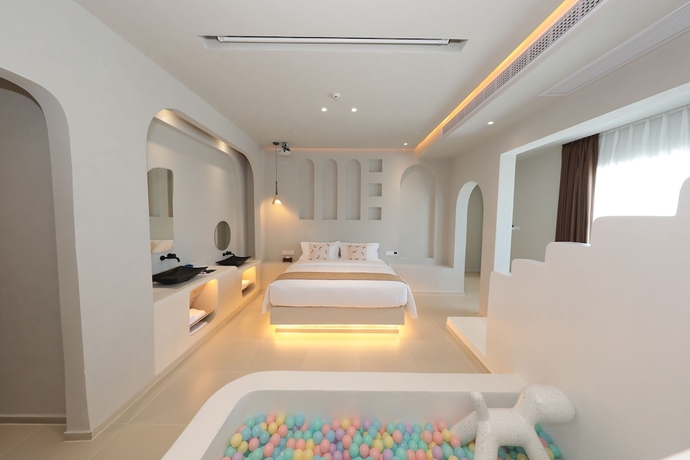 Imagen de la habitación del Hotel YOOOO SEA TRUE REST HOTEL. Foto 13