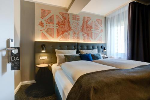 Imagen de la habitación del Hotel YORS Boutique. Foto 7