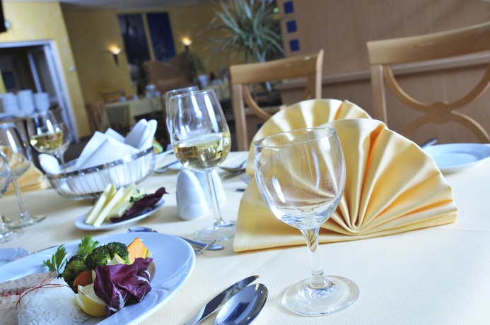 Imagen del bar/restaurante del Hotel YORS Hannover. Foto 4