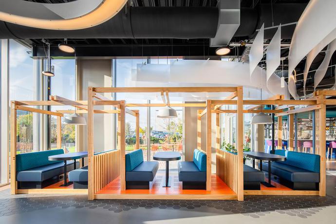 Imagen de los interiores del Hotel YOTEL Amsterdam. Foto 13