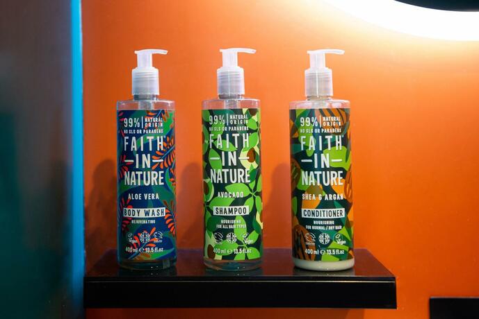 Imagen general del Hotel YOTEL Manchester Deansgate. Foto 3