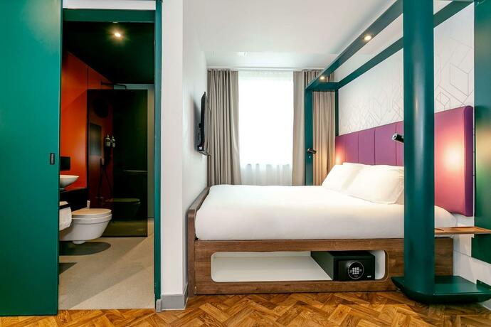 Imagen general del Hotel YOTEL Manchester Deansgate. Foto 5