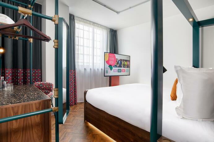 Imagen general del Hotel YOTEL Manchester Deansgate. Foto 20