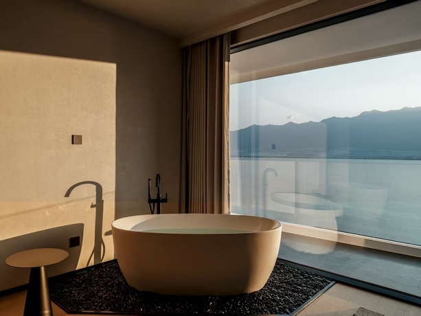 Imagen de la habitación del Hotel YS Seaview. Foto 14