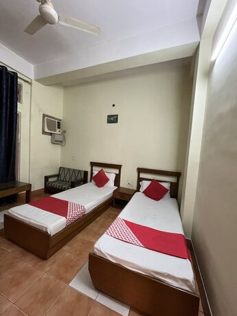 Imagen de la habitación del Hotel YSM Grand, Tezpur. Foto 18