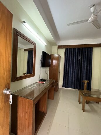 Imagen de la habitación del Hotel YSM Grand, Tezpur. Foto 19