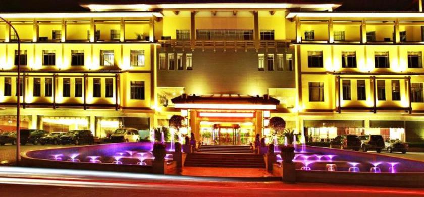 Imagen general del Hotel YUANHUA INTERNATIONAL HOTEL. Foto 2