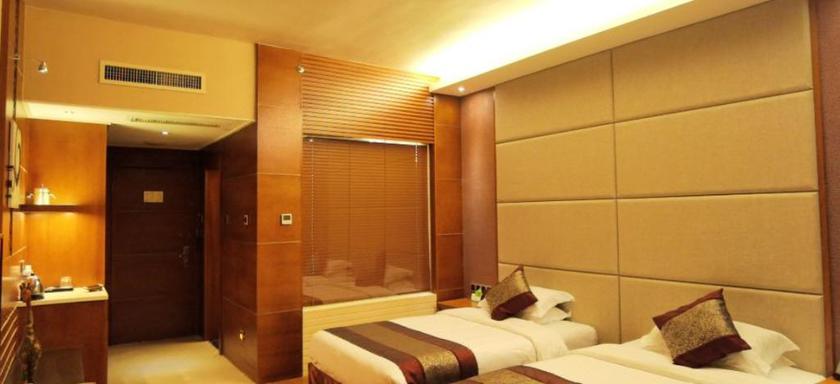 Imagen de la habitación del Hotel YUANHUA INTERNATIONAL HOTEL. Foto 5