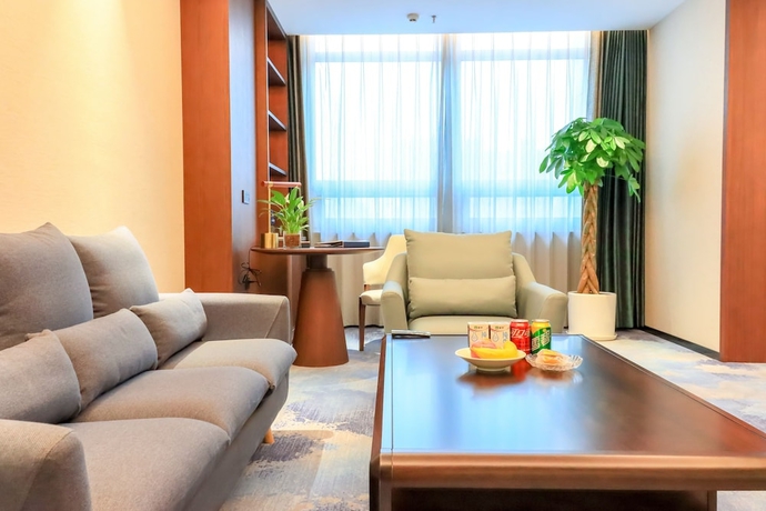 Imagen de la habitación del Hotel YUN-RAY PHOENIX HOTEL. Foto 13