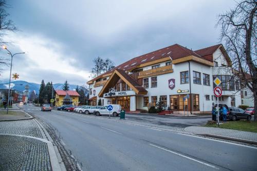 Imagen general del Hotel YURA hotel Čeladná - WELLNESS ZDARMA. Foto 1