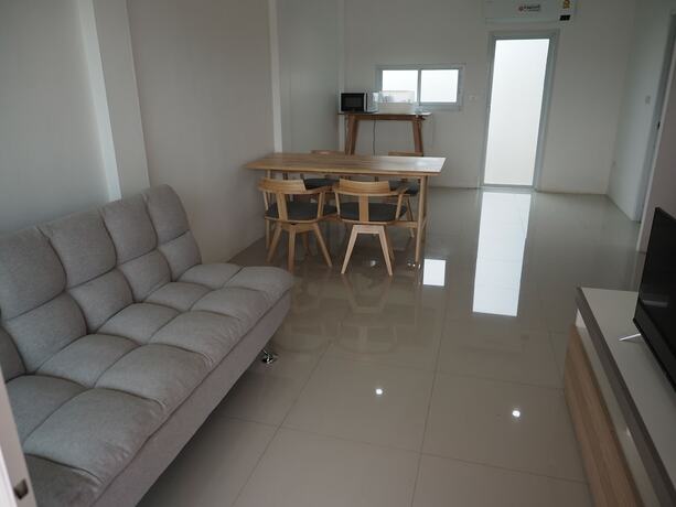 Imagen general del Hotel YYK Holiday Rooms. Foto 3