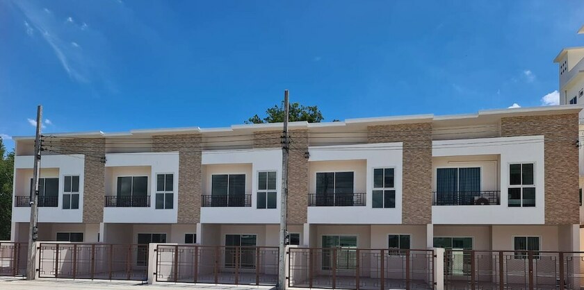 Imagen de la habitación del Hotel YYK Homestay. Foto 16