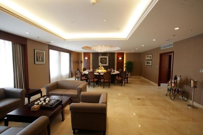 Imagen del bar/restaurante del Hotel Ya Tai, Changchun. Foto 3