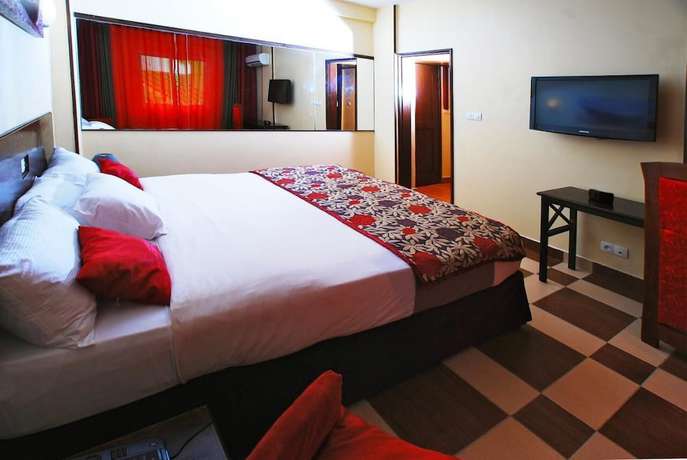 Imagen de la habitación del Hotel YaahoT. Foto 3