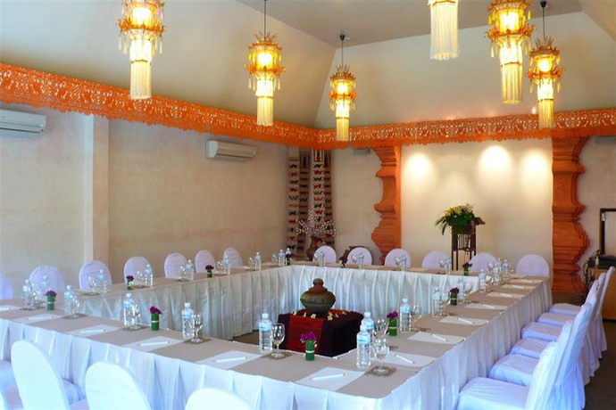 Imagen de los interiores del Hotel Yaang Come Village. Foto 12