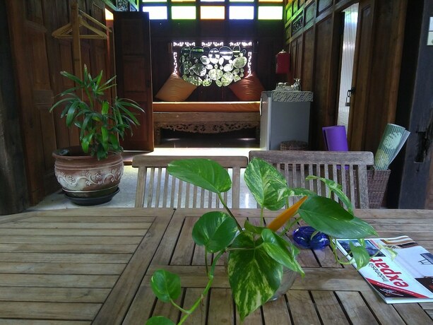 Imagen de la habitación del Hotel Yabbiekayu Eco Bungalows. Foto 31