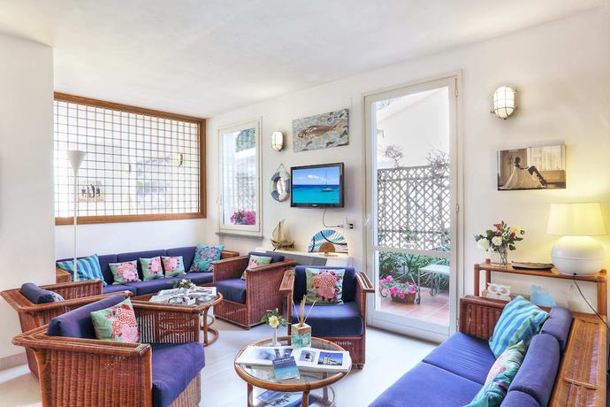 Imagen de los interiores del Hotel Yacht Club, Marciana Marina. Foto 19