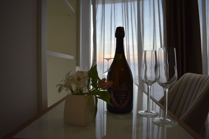 Imagen de la habitación del Hotel Yacht. Foto 16