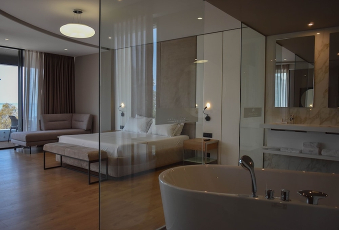 Imagen de la habitación del Hotel Yacht. Foto 17