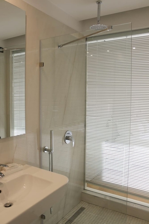 Imagen de la habitación del Hotel Yacht. Foto 19