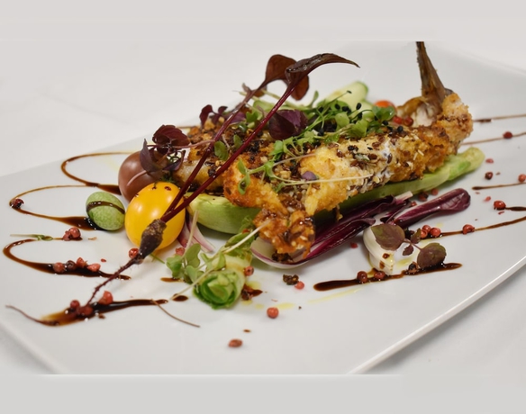 Imagen del bar/restaurante del Hotel Yacht. Foto 3