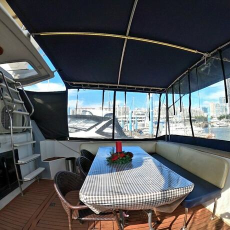 Imagen general del Hotel Yacht King. Foto 19