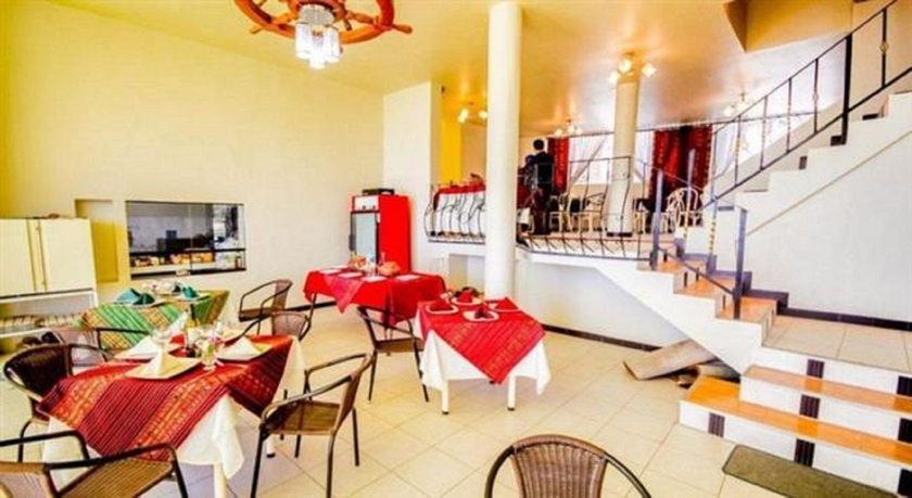 Imagen del bar/restaurante del Hotel Yacht Lago Titicaca, Pucarlaya. Foto 1