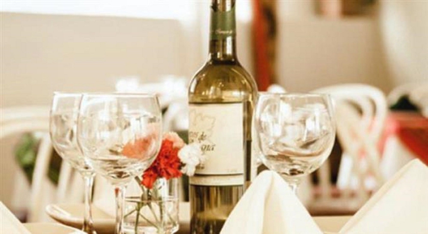 Imagen del bar/restaurante del Hotel Yacht Lago Titicaca, Pucarlaya. Foto 4
