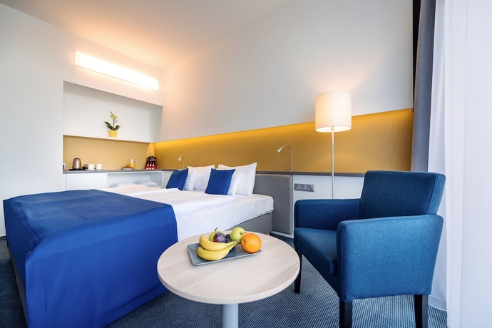 Imagen de la habitación del Hotel Yacht Wellness and Business. Foto 8