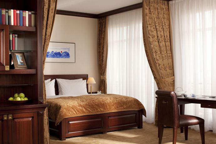 Imagen de la habitación del Hotel Yachthafenresidenz Hohe Duene. Foto 5