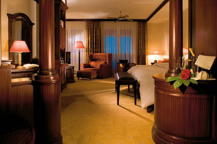 Imagen de la habitación del Hotel Yachthafenresidenz Hohe Duene. Foto 11