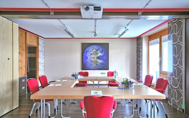 Imagen de los interiores del Hotel Yachthotel Chiemsee. Foto 3