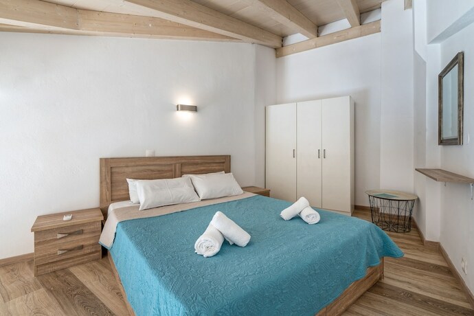 Imagen de la habitación del Hotel Yacinthos. Foto 15