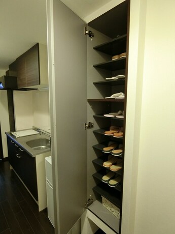 Imagen de la habitación del Hotel Yado At Tshuruhashi Extsu103. Foto 18