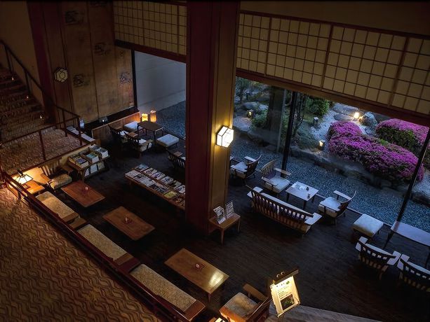 Imagen de los interiores del Hotel Yagi. Foto 12