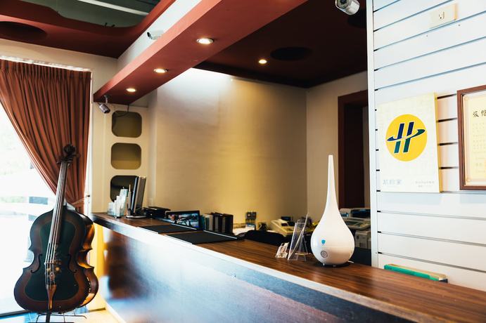 Imagen de los interiores del Hotel Yago Lodge. Foto 17