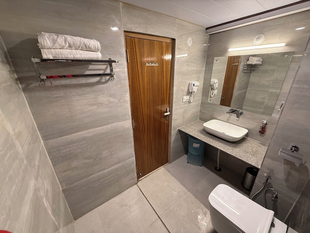 Imagen de la habitación del Hotel Yagya. Foto 11