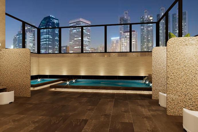 Imagen de la piscina del Hotel Yah Hanoi. Foto 19