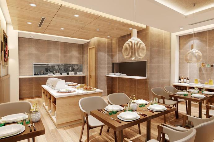 Imagen del bar/restaurante del Hotel Yah Hanoi. Foto 1