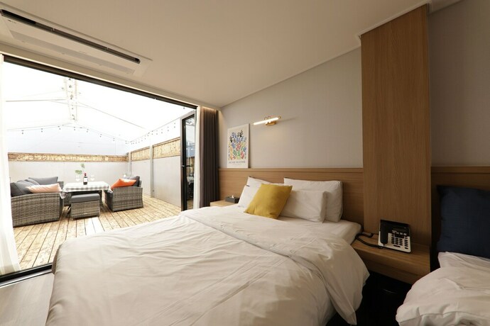 Imagen de la habitación del Hotel Yaja. Foto 36